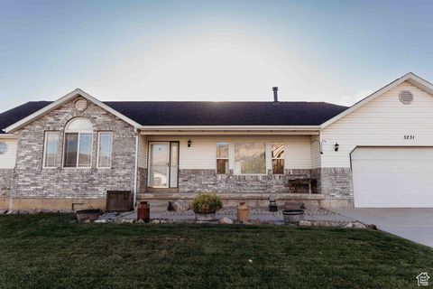 Tiny photo for 3231 N PELICAN DR, Farr West, UT 84404 (MLS # 2113569)
