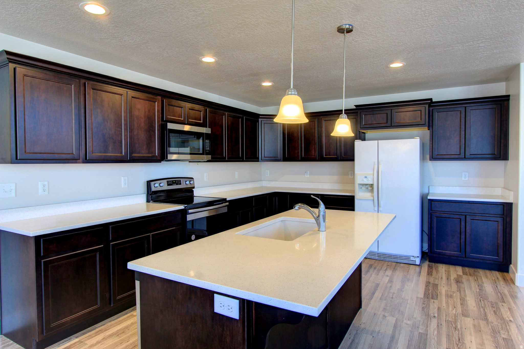 GARDNER POINT - Residential