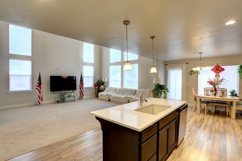 Tiny photo for 1454 N SIERRA WAY, Lehi, UT 84048 (MLS # 2130085)