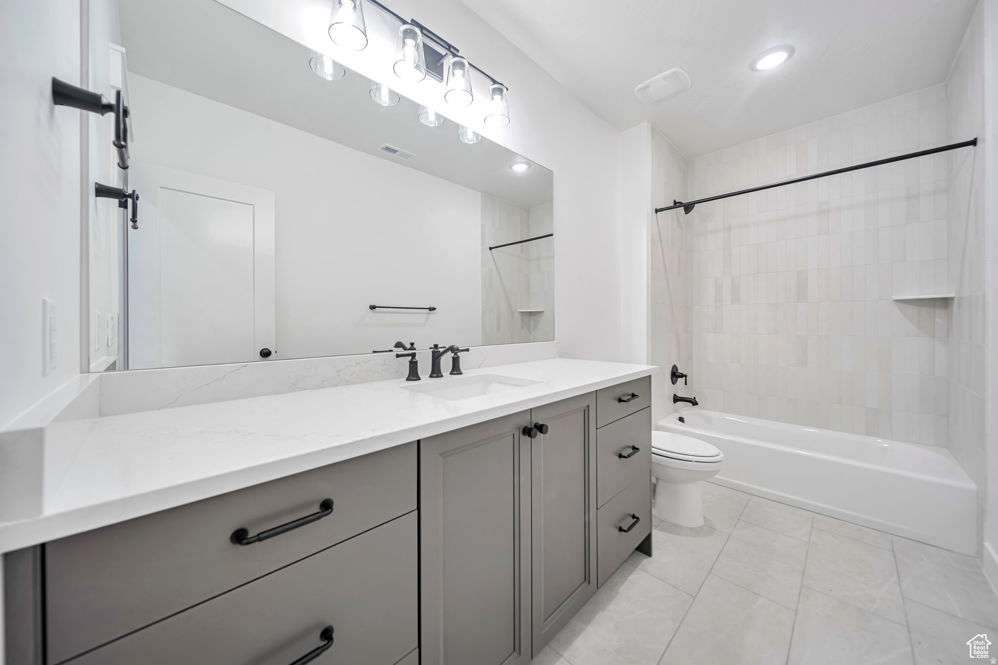 PINTAIL ESTATES - Residential