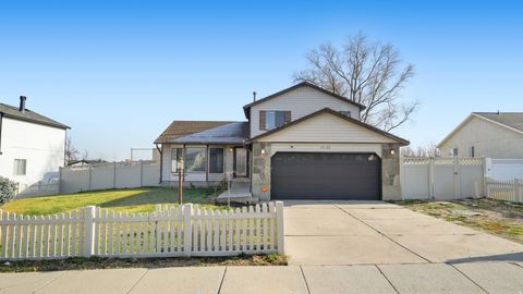 Photo of 3423 S 5020 W, West Valley City, UT 84120 (MLS # 2128621)