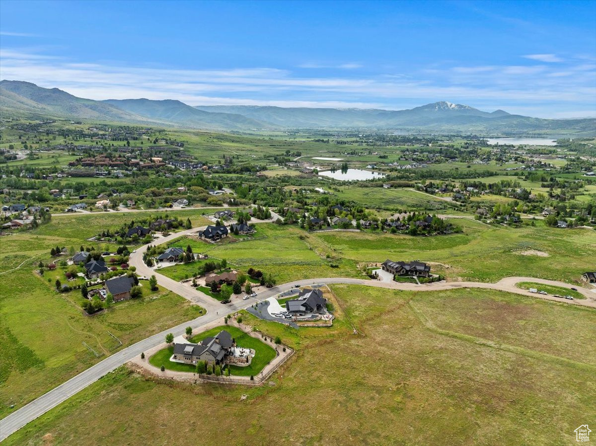 EAGLE RIDGE - Residential