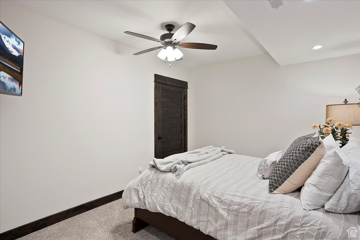 EAGLE RIDGE - Residential