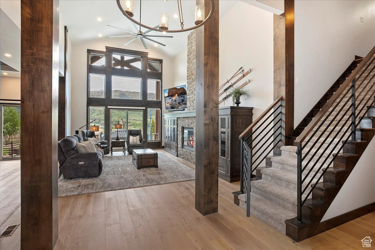 EAGLE RIDGE - Residential