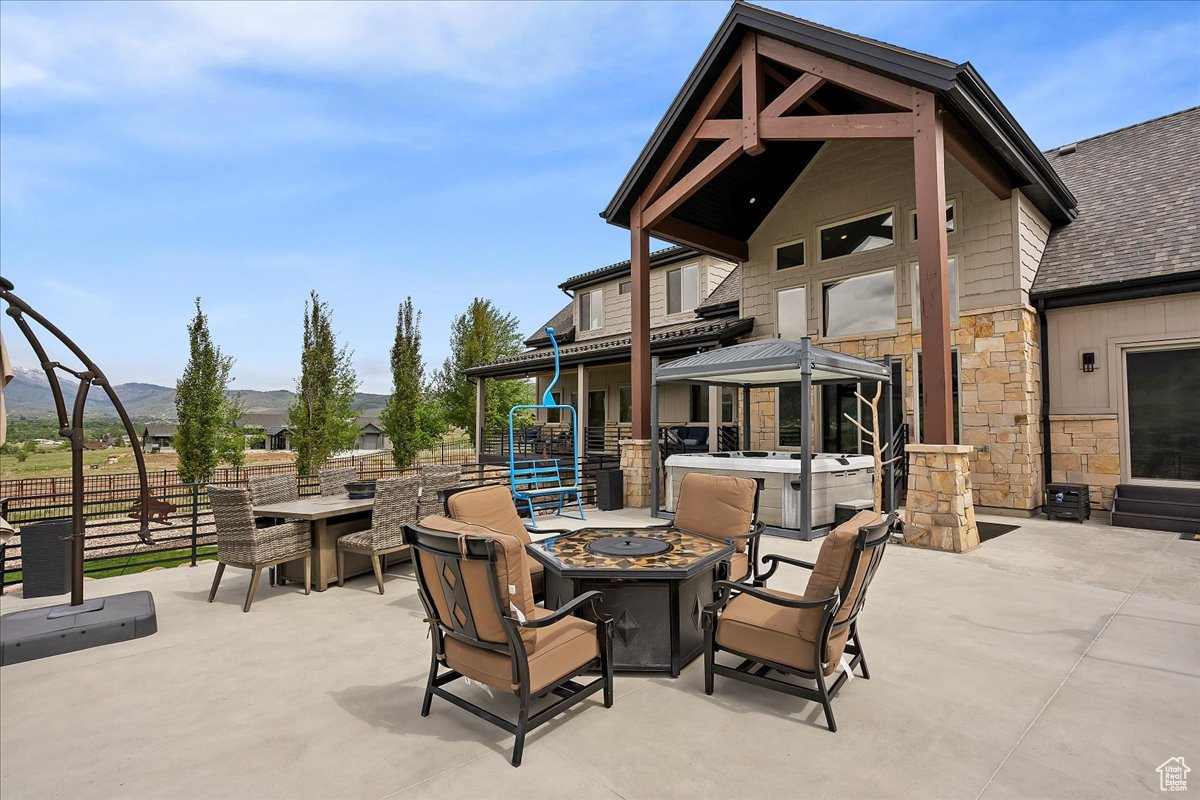 EAGLE RIDGE - Residential