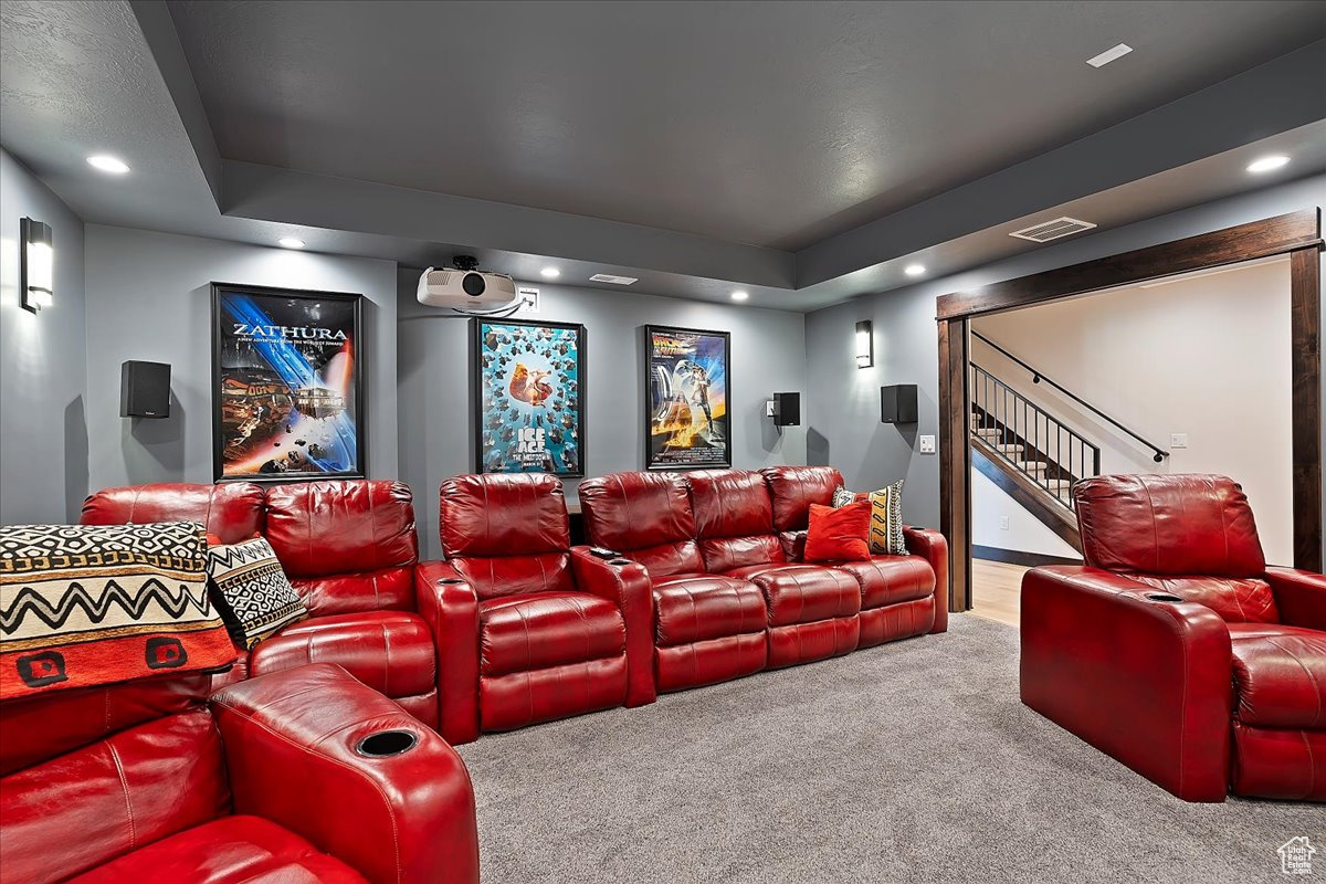 EAGLE RIDGE - Residential