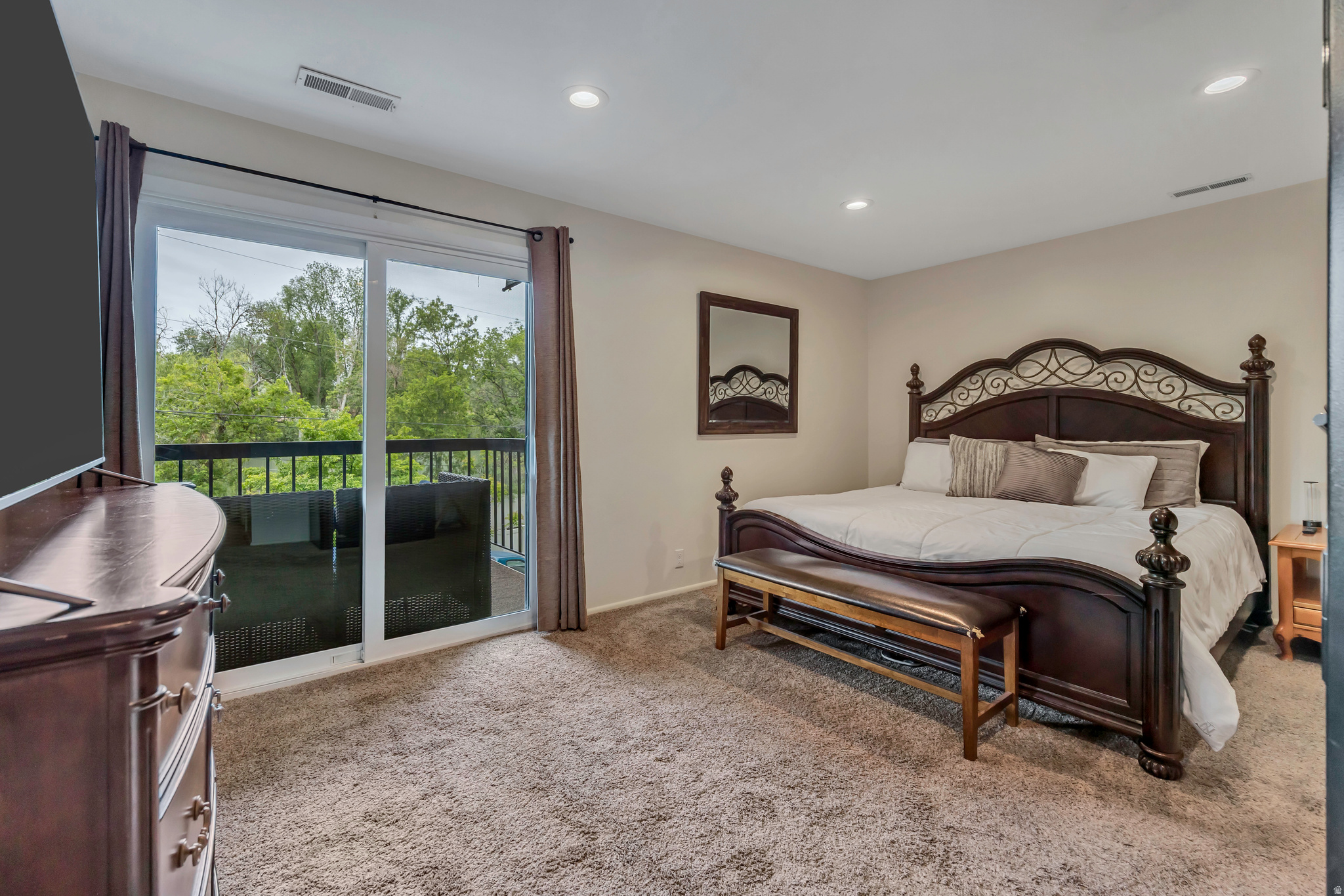 SPRINGTREE - Residential