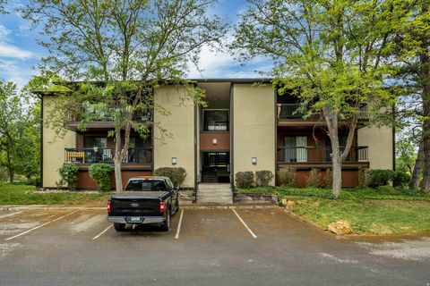 Tiny photo for 5554 S MARSHWOOD LN E #4 A, Murray, UT 84107 (MLS # 2159024)