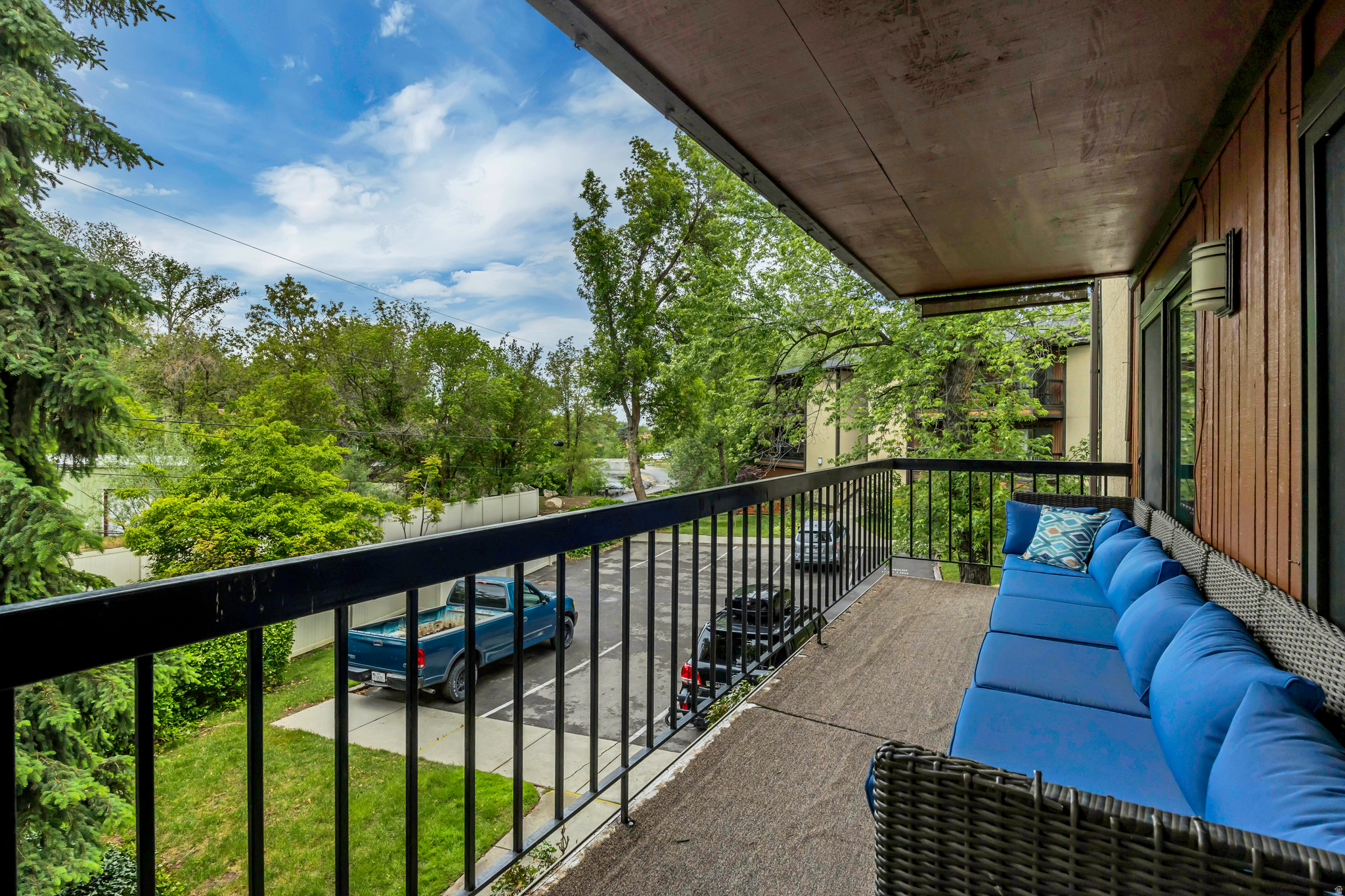 SPRINGTREE - Residential