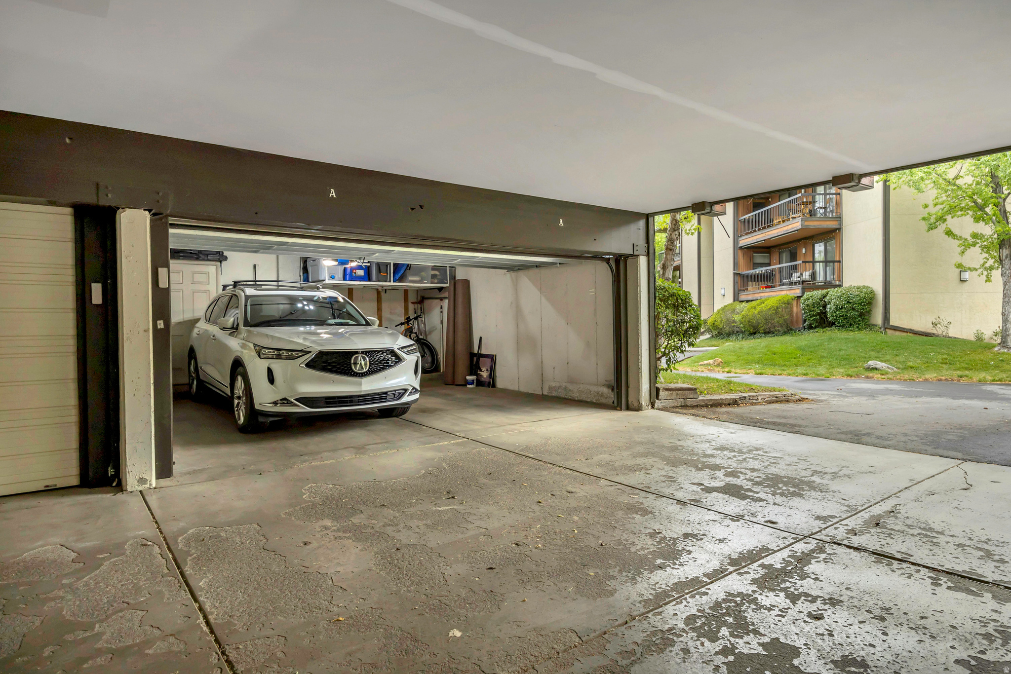 SPRINGTREE - Residential