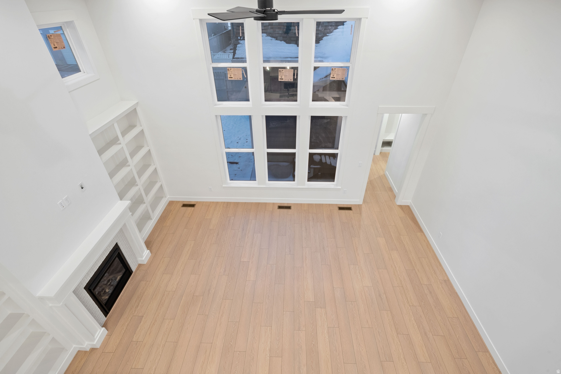 DAYBREAK - Residential