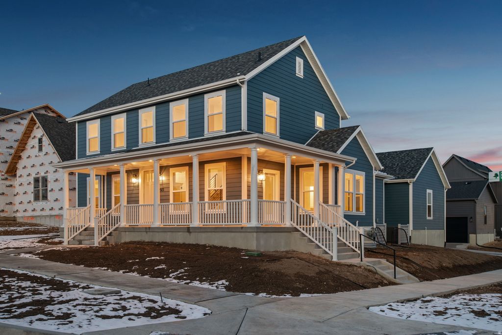 Photo of 11293 S EASY BEE RD W #1-135, South Jordan, UT 84009 (MLS # 2133337)