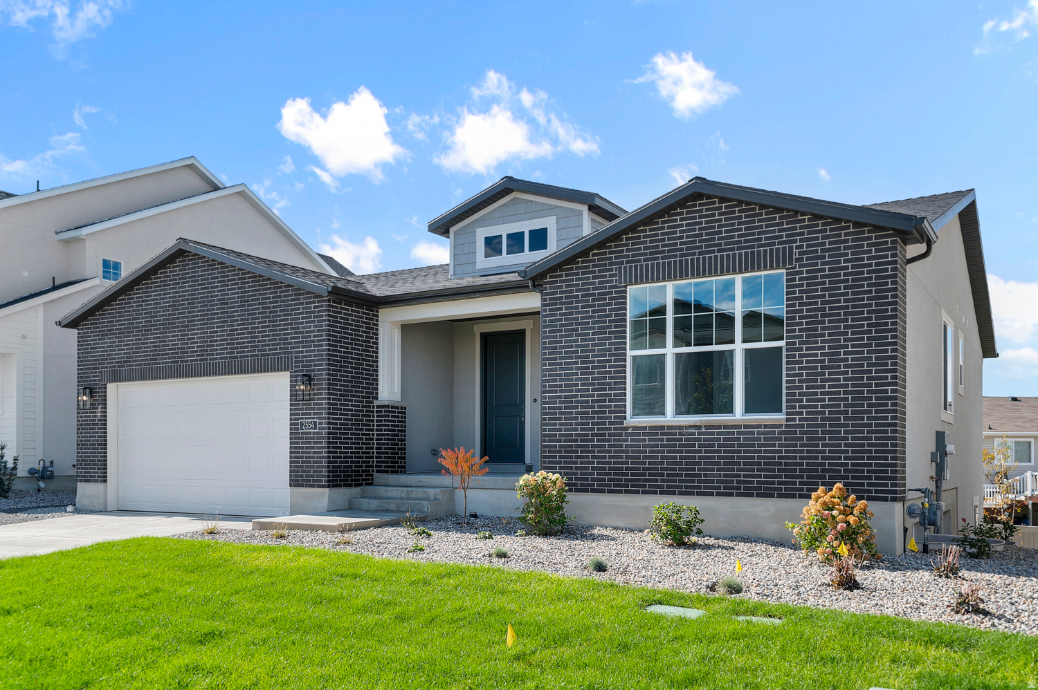 GABLER'S GROVE COLLECTION 615 - Residential