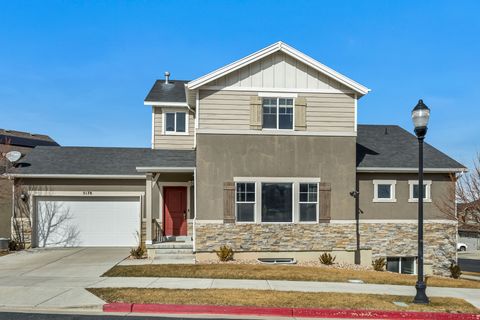 Photo of 5178 W HEDGEROSE DR S, Herriman, UT 84096 (MLS # 2139553)
