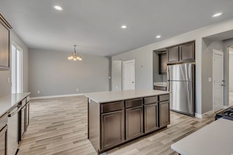 Tiny photo for 5178 W HEDGEROSE DR S, Herriman, UT 84096 (MLS # 2139553)
