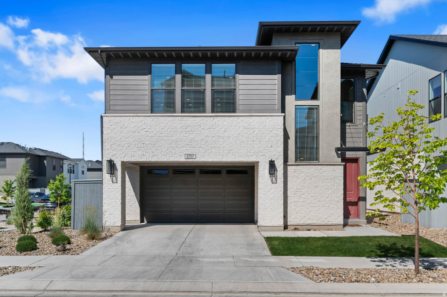 HOLBROOK E VILLA 526 - Residential