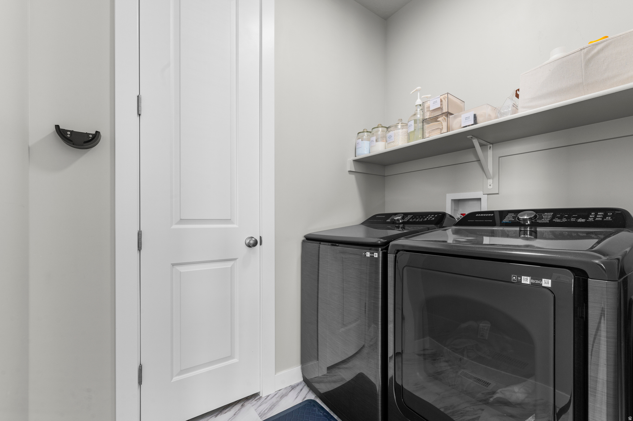 HOLBROOK E VILLA 526 - Residential