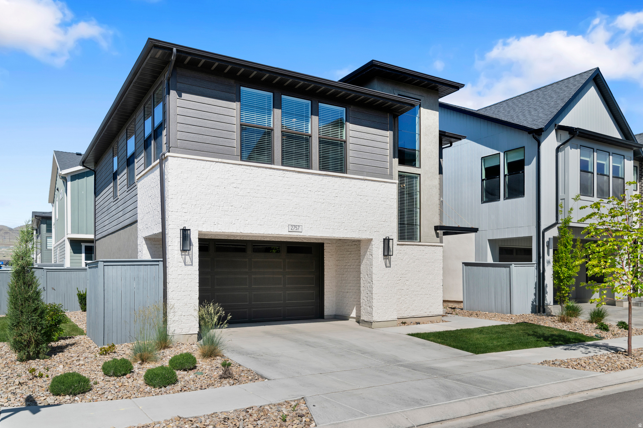 HOLBROOK E VILLA 526 - Residential
