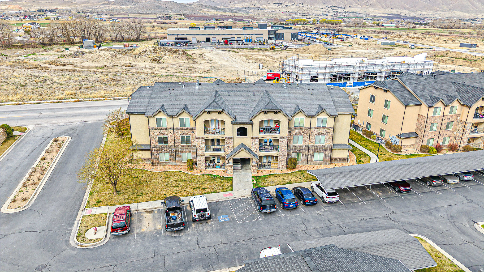 RIDGESTONE - Residential