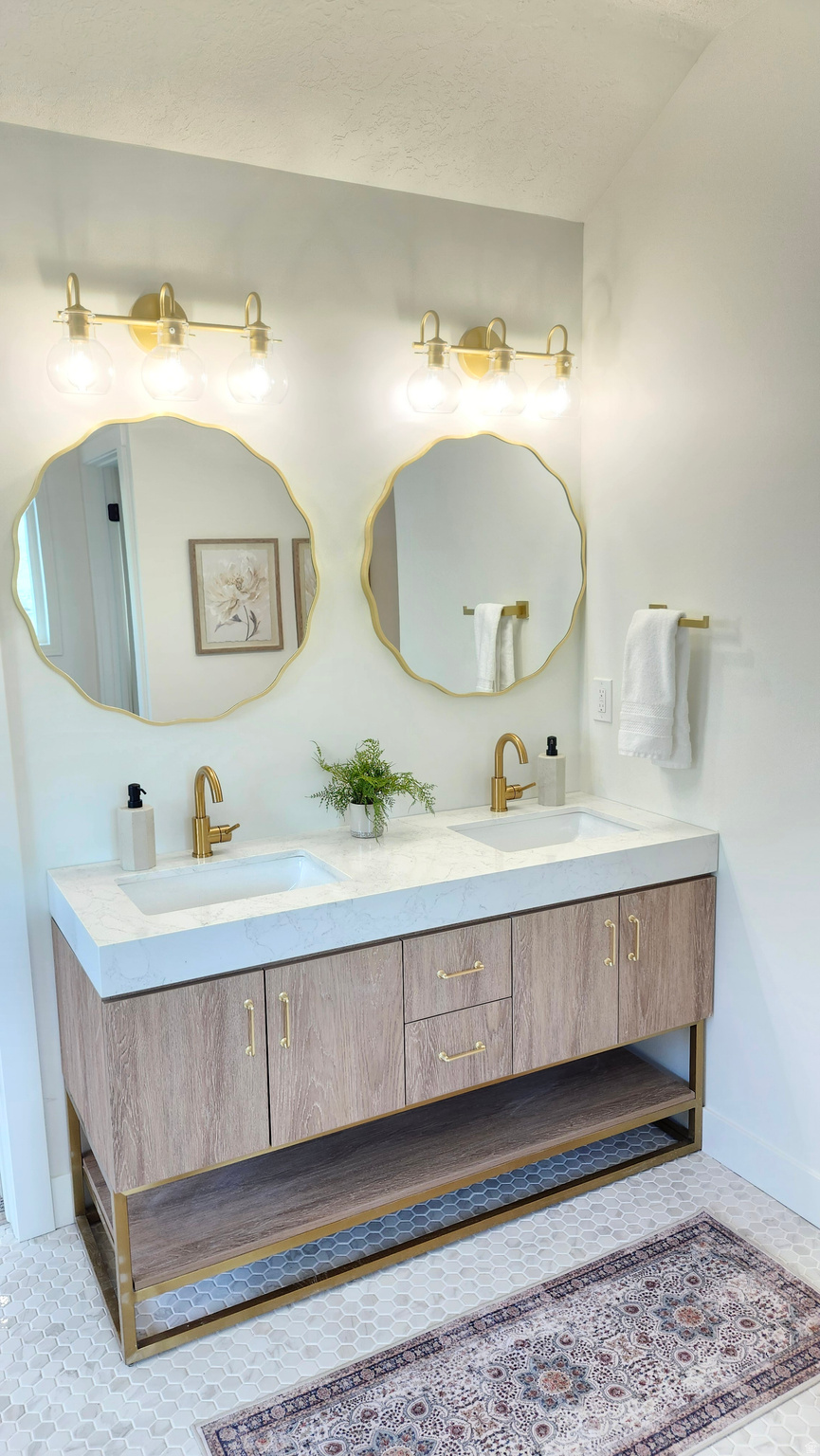 MEADOWS - Residential