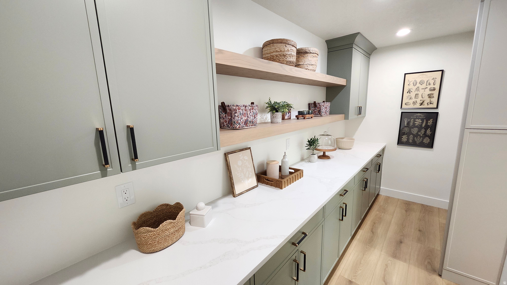 MEADOWS - Residential