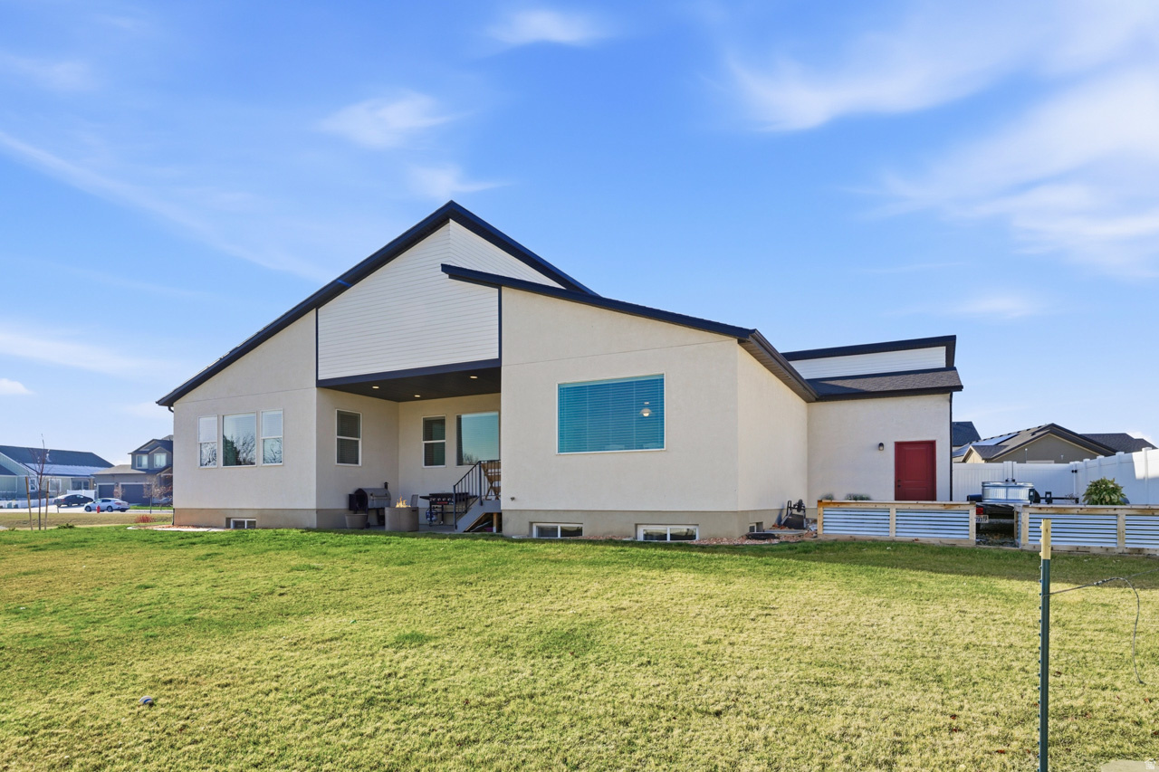 LEGACY FARMS PLAT 4- - Residential