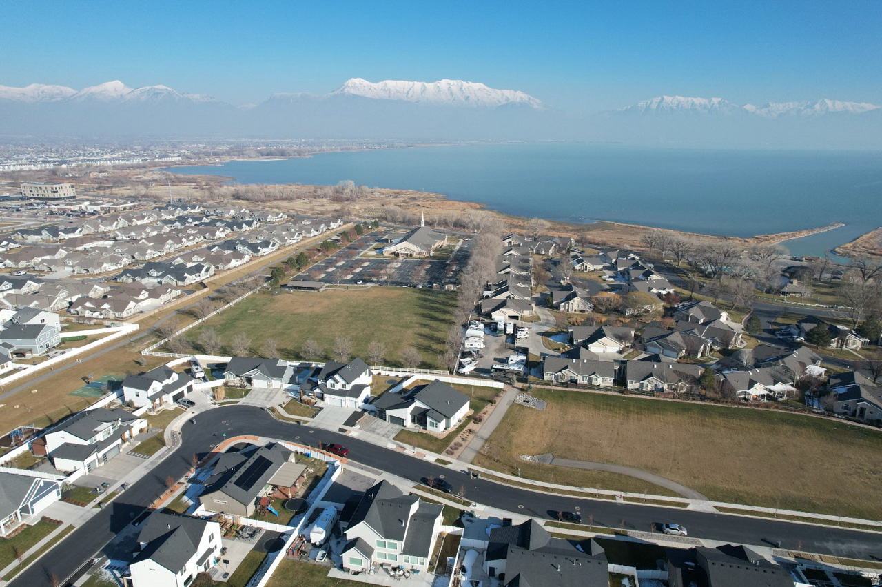 LEGACY FARMS PLAT 4- - Residential