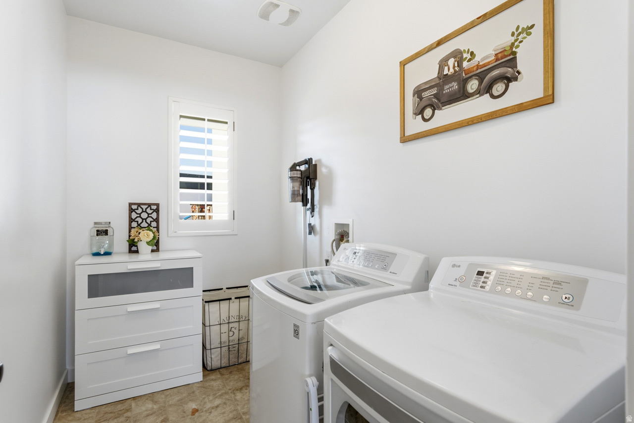 LEGACY FARMS PLAT 4- - Residential