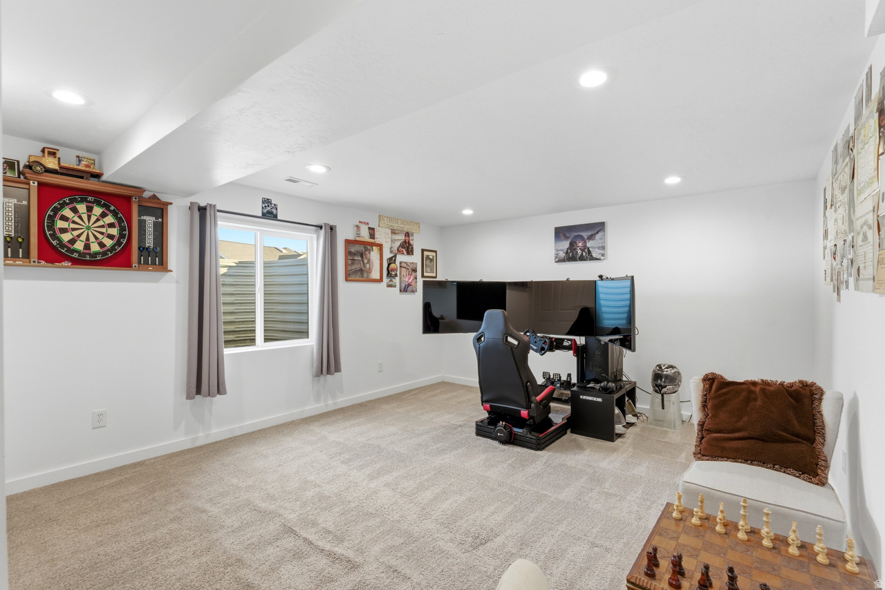 LEGACY FARMS PLAT 4- - Residential