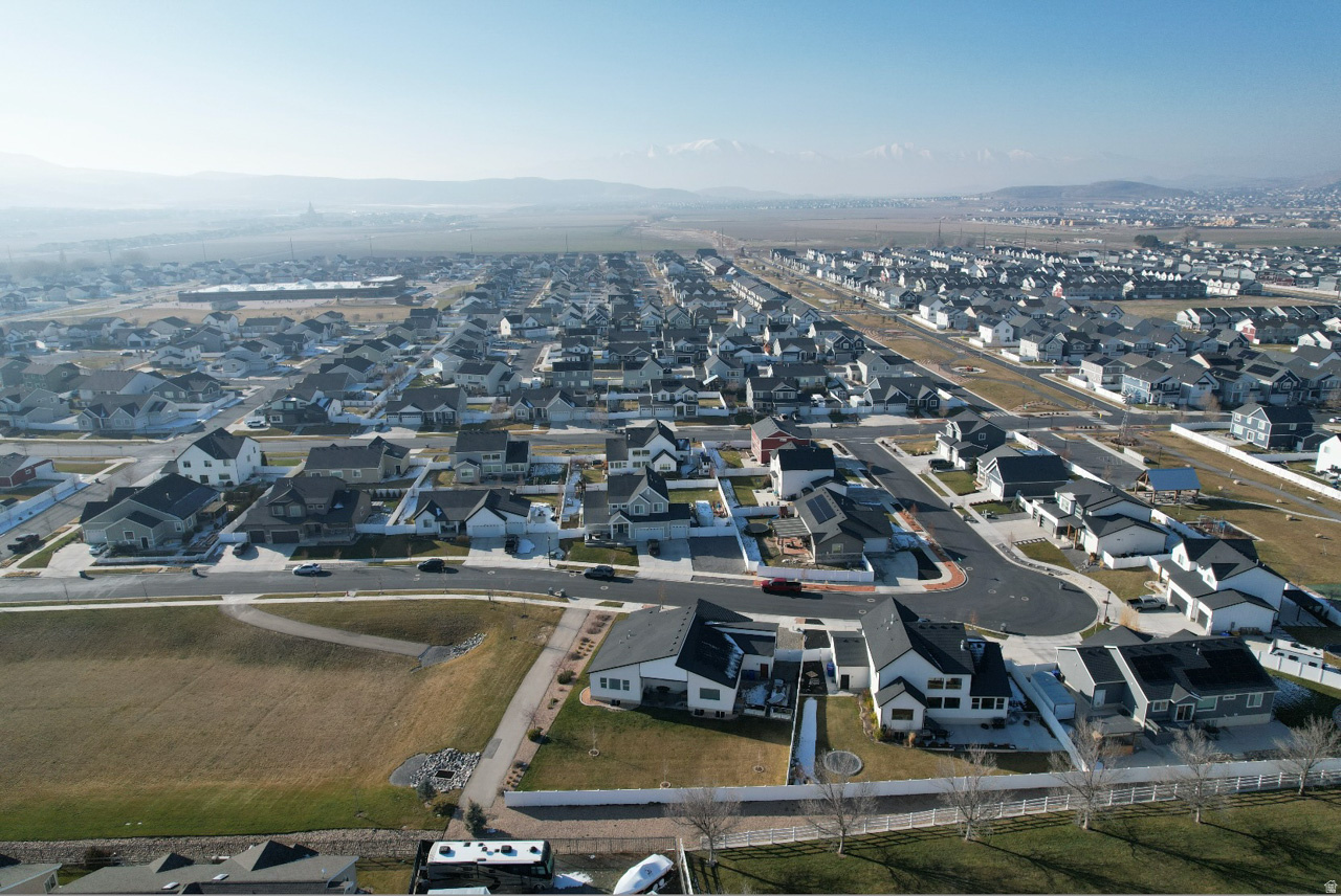 LEGACY FARMS PLAT 4- - Residential