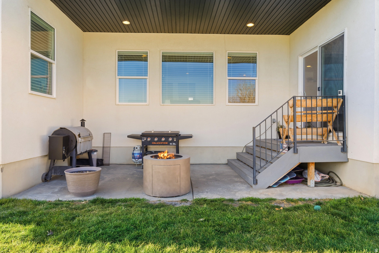 LEGACY FARMS PLAT 4- - Residential