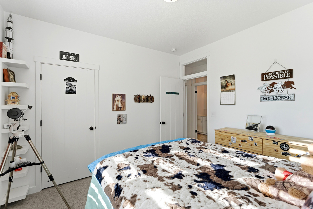 LEGACY FARMS PLAT 4- - Residential