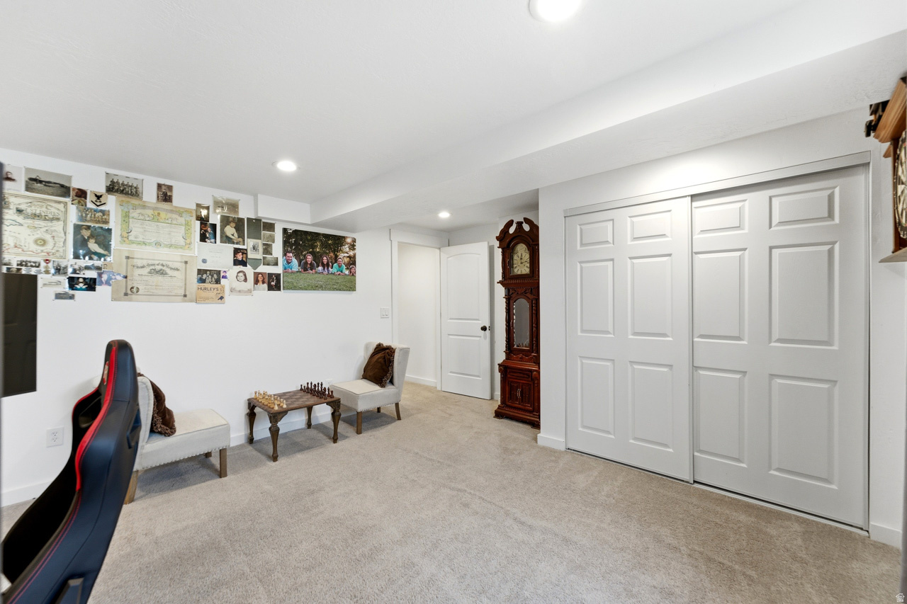 LEGACY FARMS PLAT 4- - Residential