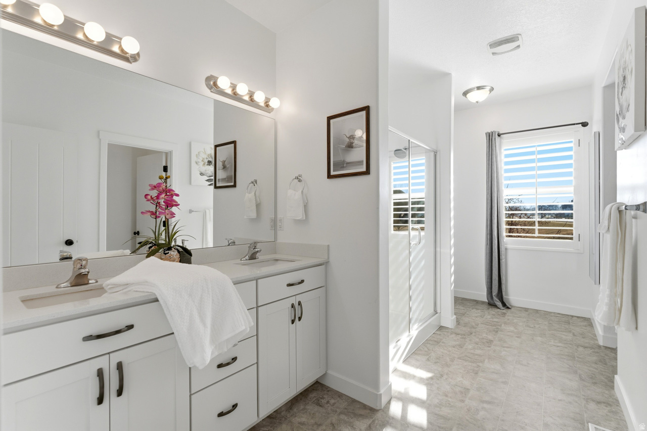 LEGACY FARMS PLAT 4- - Residential