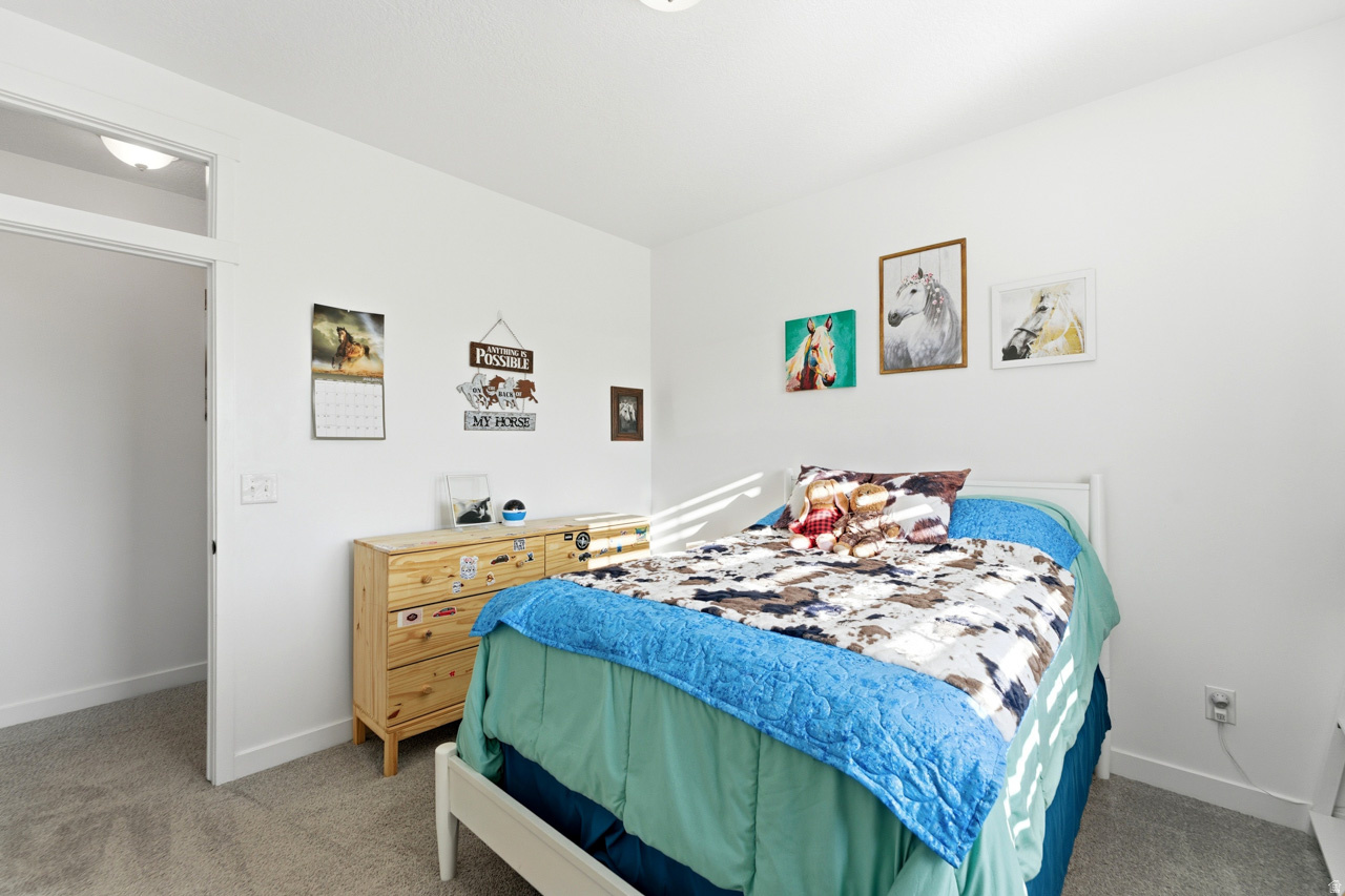 LEGACY FARMS PLAT 4- - Residential