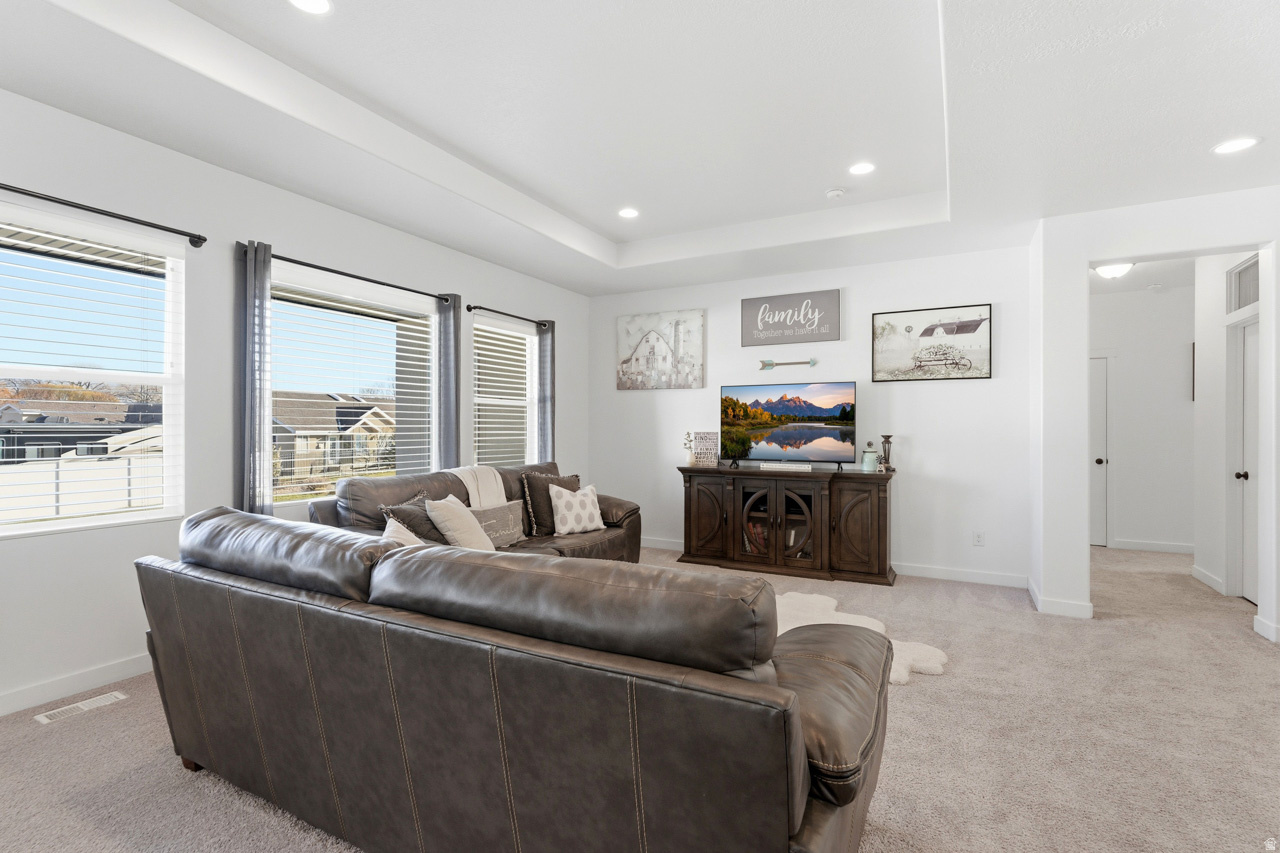 LEGACY FARMS PLAT 4- - Residential