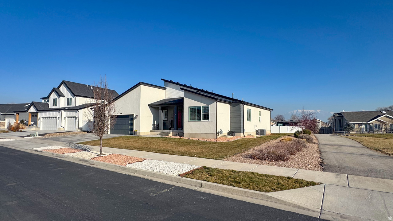 LEGACY FARMS PLAT 4- - Residential