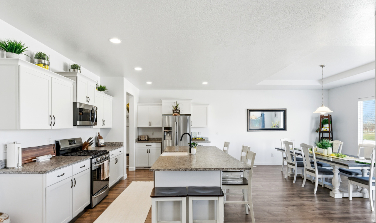 LEGACY FARMS PLAT 4- - Residential