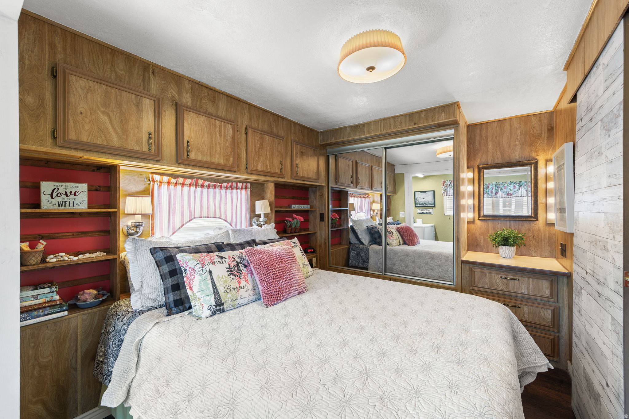 KINGS ROW ESTATES - Residential