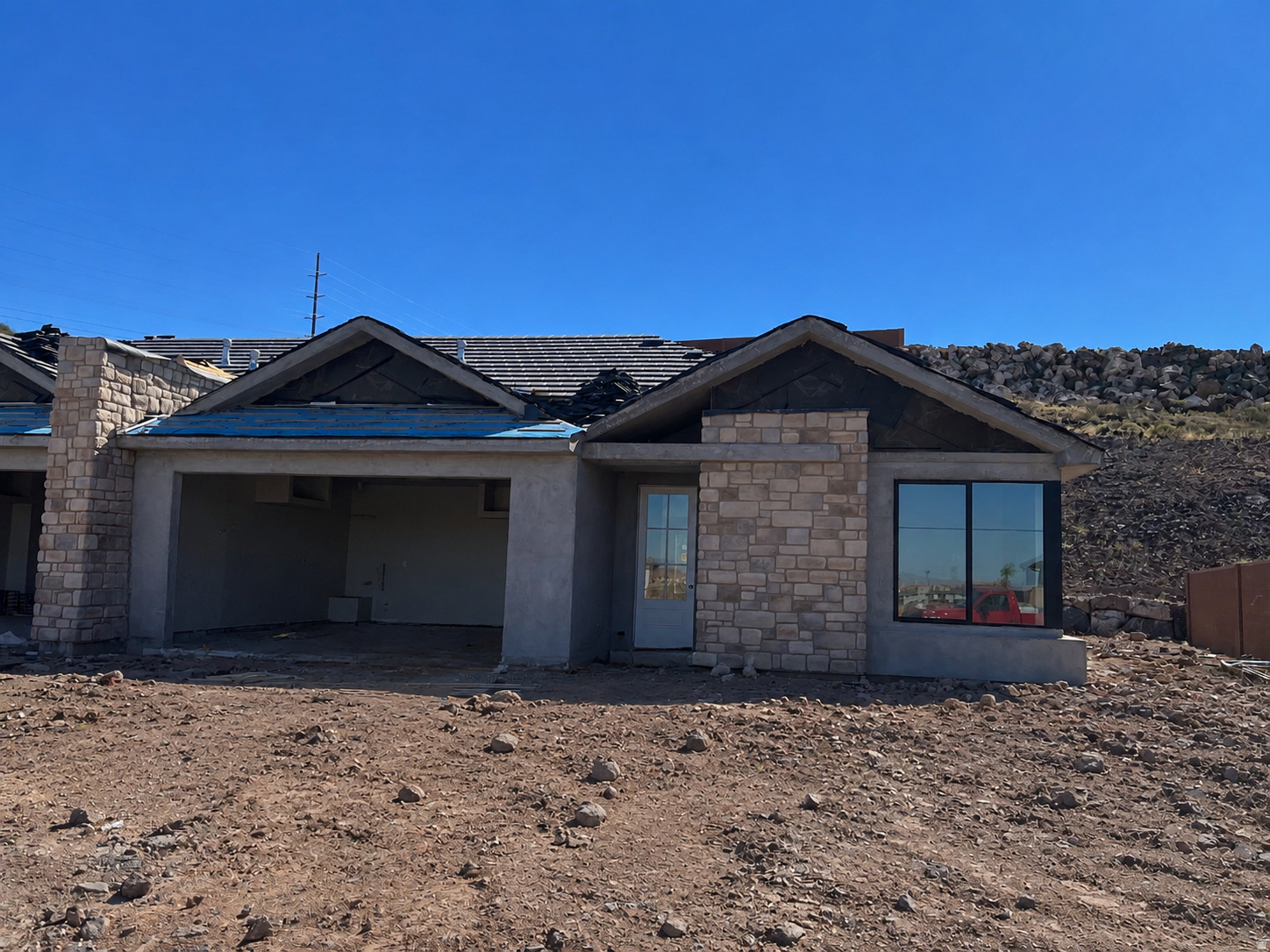 PAINTED SANDS - Residential