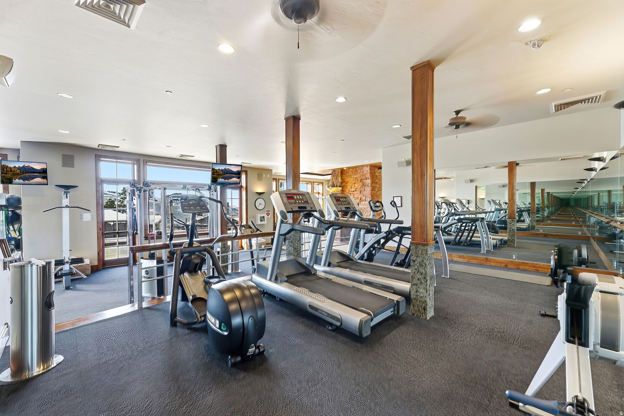 STAG LODGE - Residential