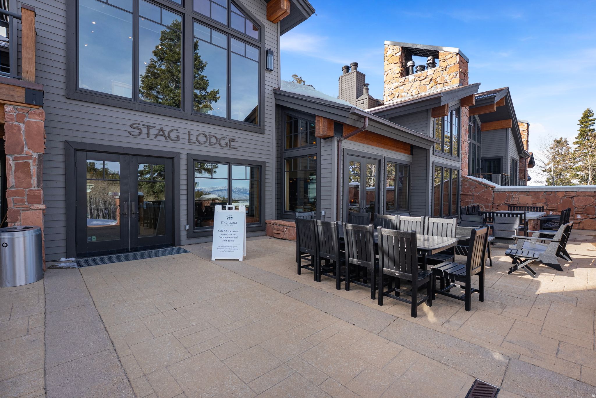 STAG LODGE - Residential