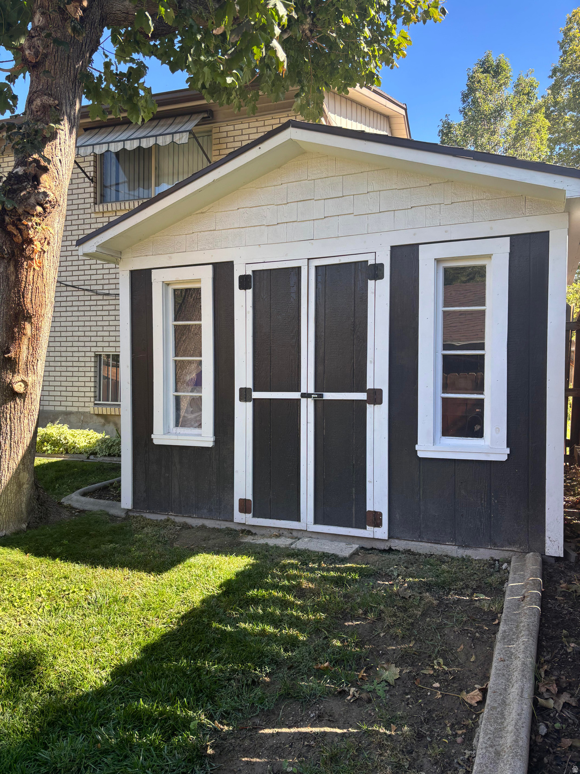 FULLER GARDENS #4 - Residential