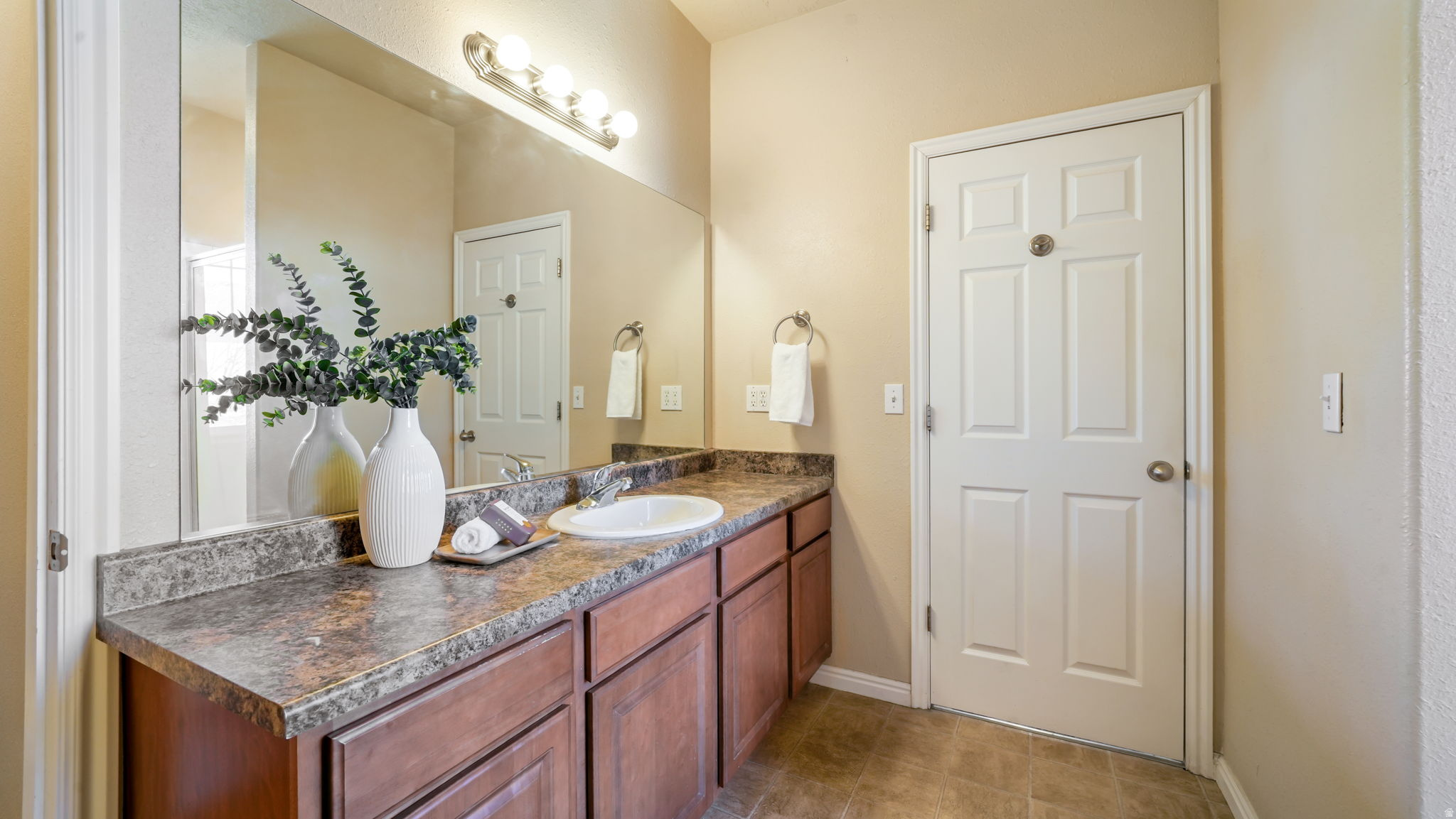 THE GABLES - Residential