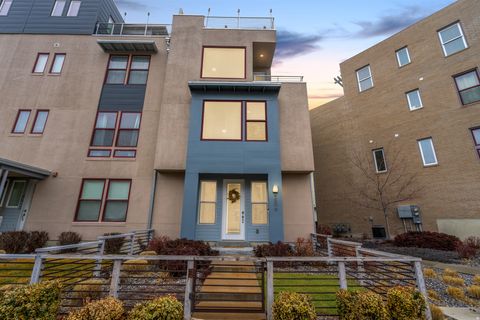 Tiny photo for 4506 W DAYBREAK RIM WAY, South Jordan, UT 84009 (MLS # 2137779)