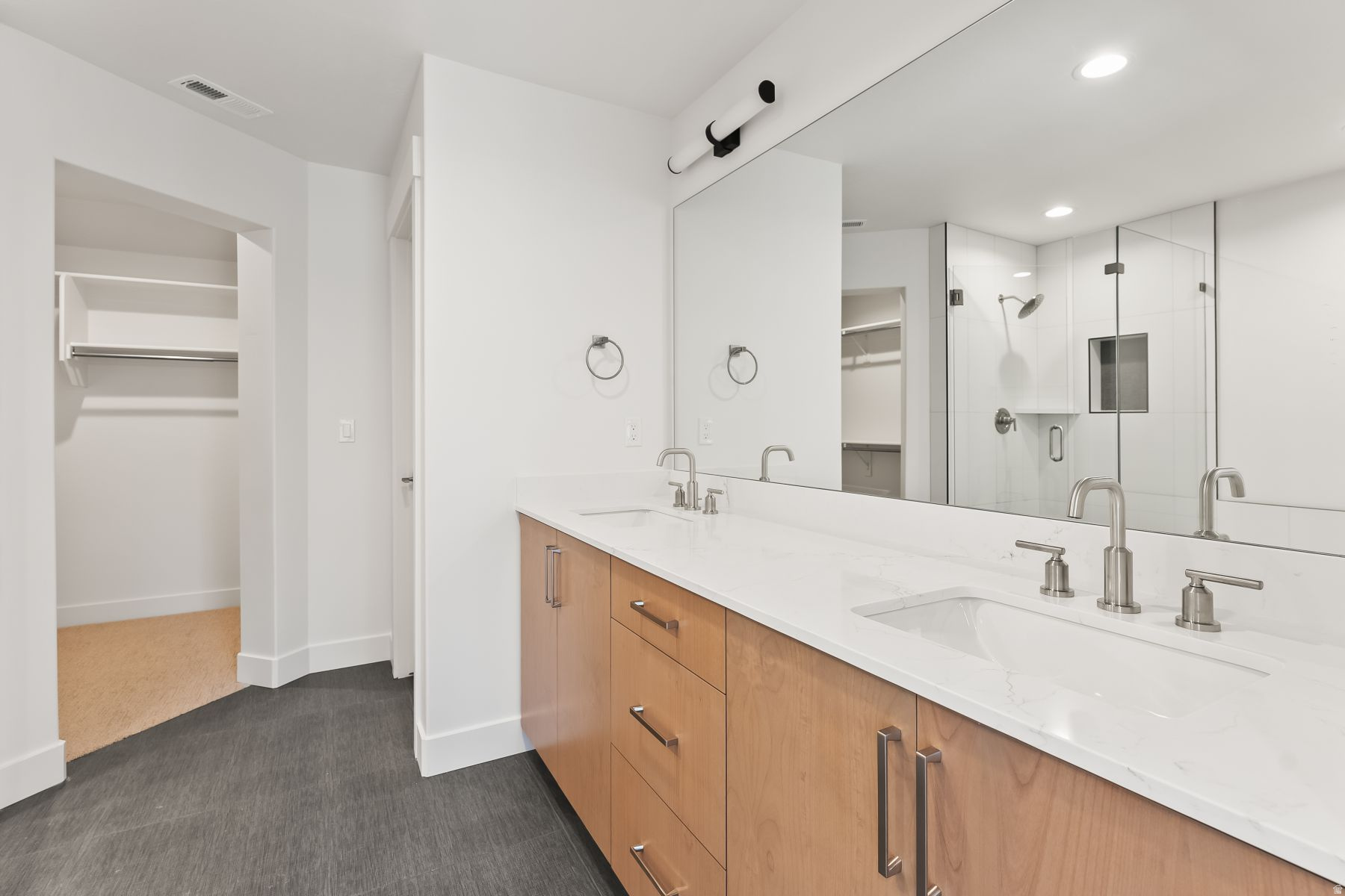 PALAIS 550 - Residential