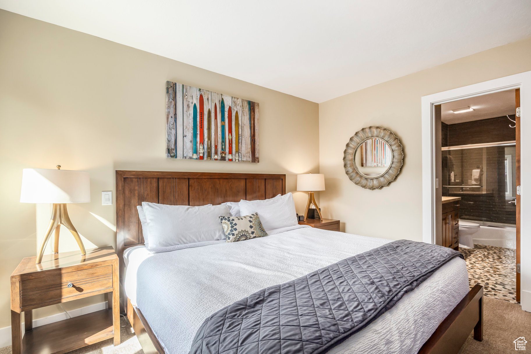 QUEEN ESTHER - Residential