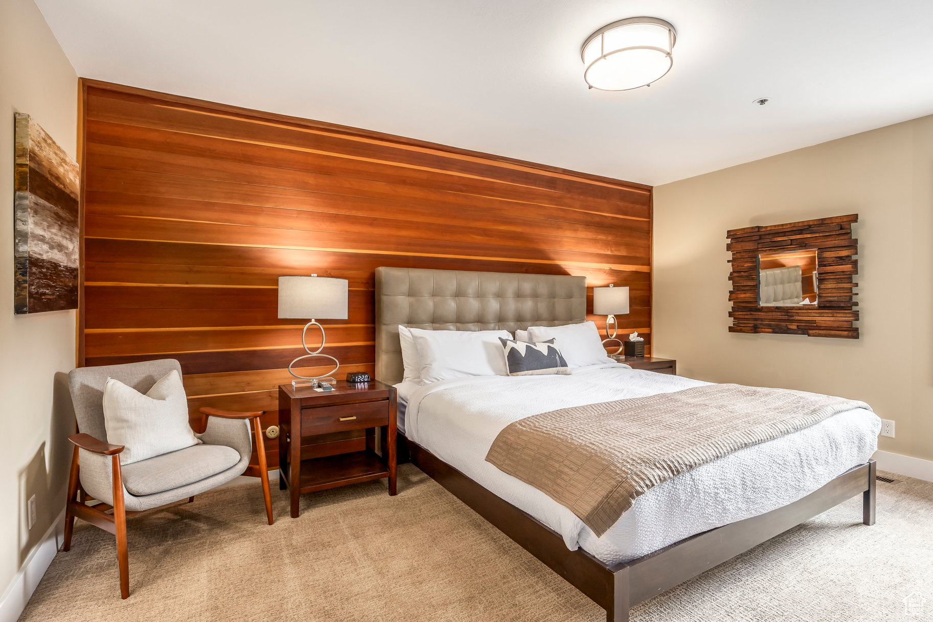 QUEEN ESTHER - Residential