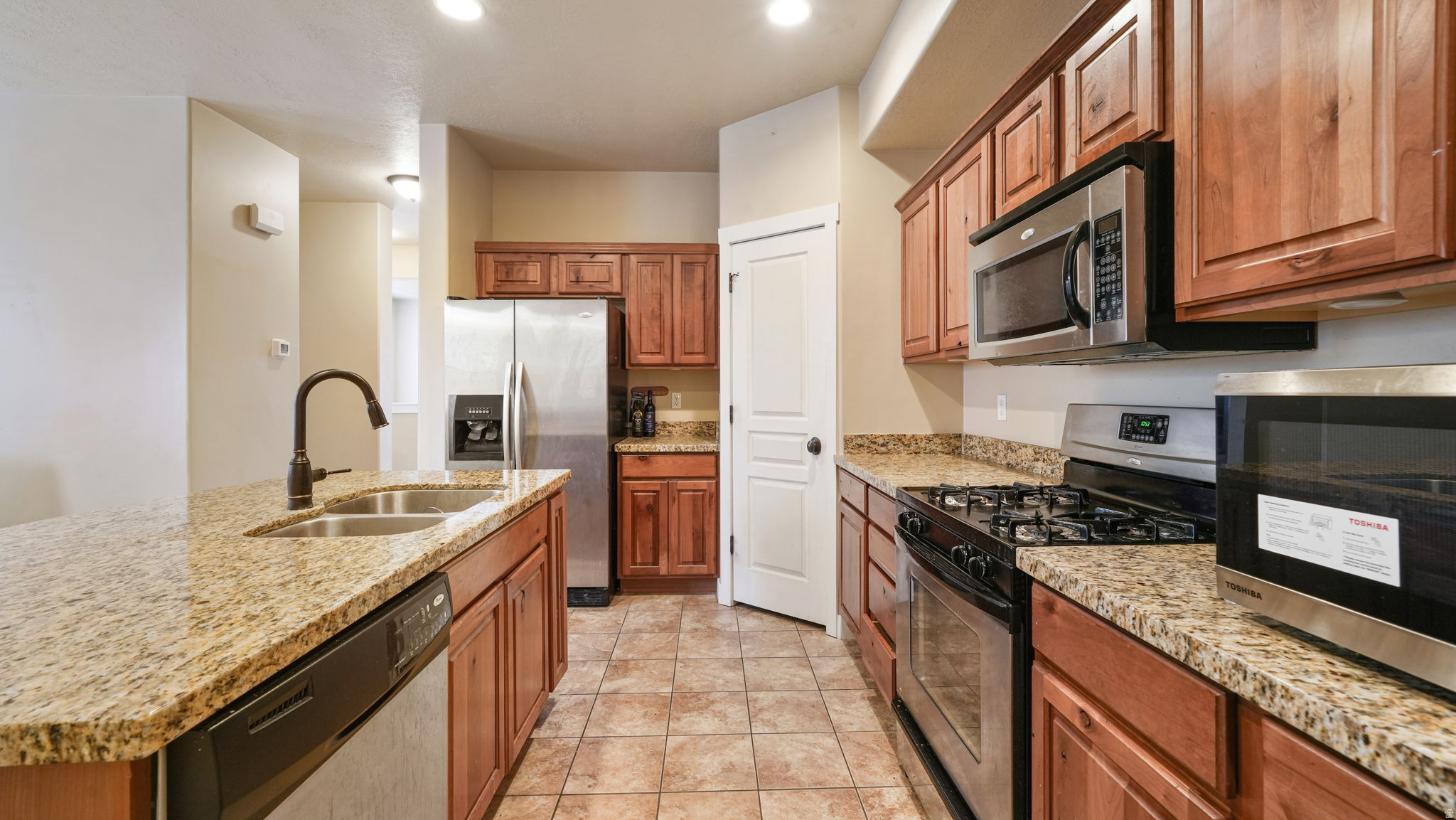 TOWNHOMES AT HIGHBURY - Residential