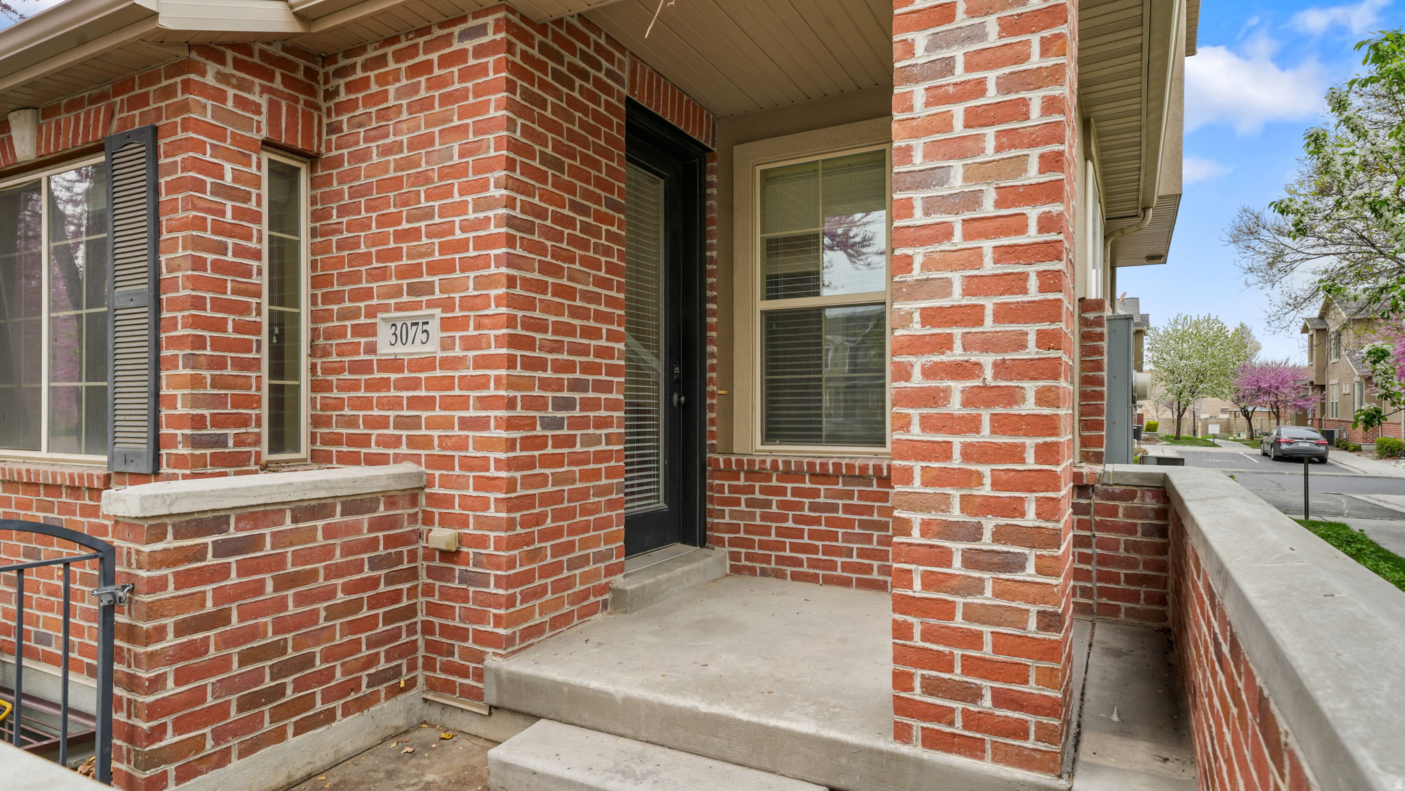 TOWNHOMES AT HIGHBURY - Residential